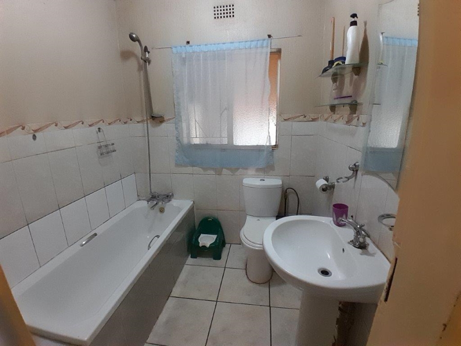 3 Bedroom Property for Sale in Oos Einde North West